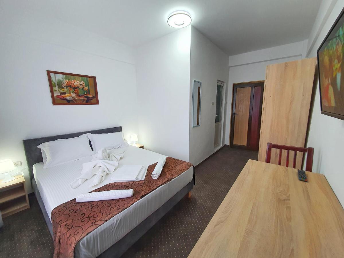 Hotel Decebal Eforie Nord Exteriör bild